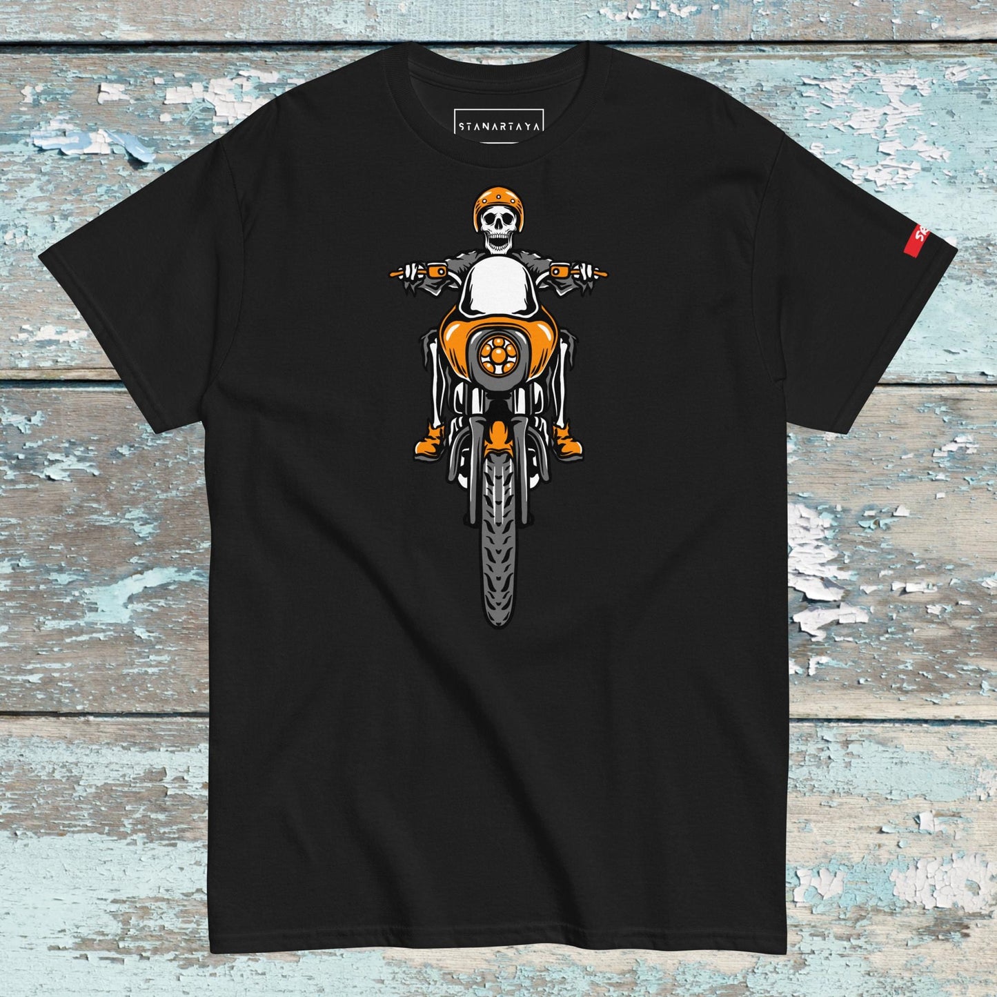 SKULL Riding motorcycle