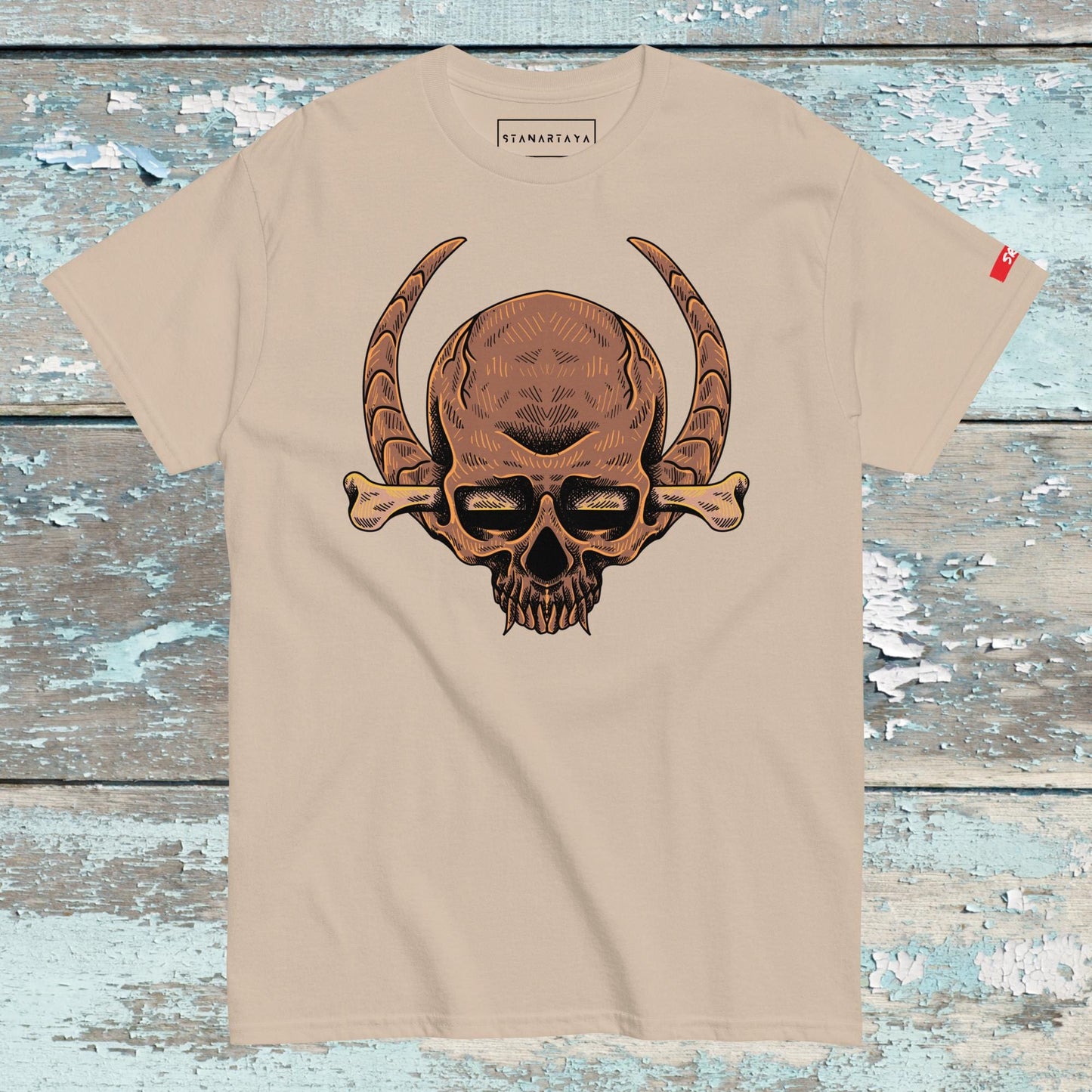 Skull with horn Tee
