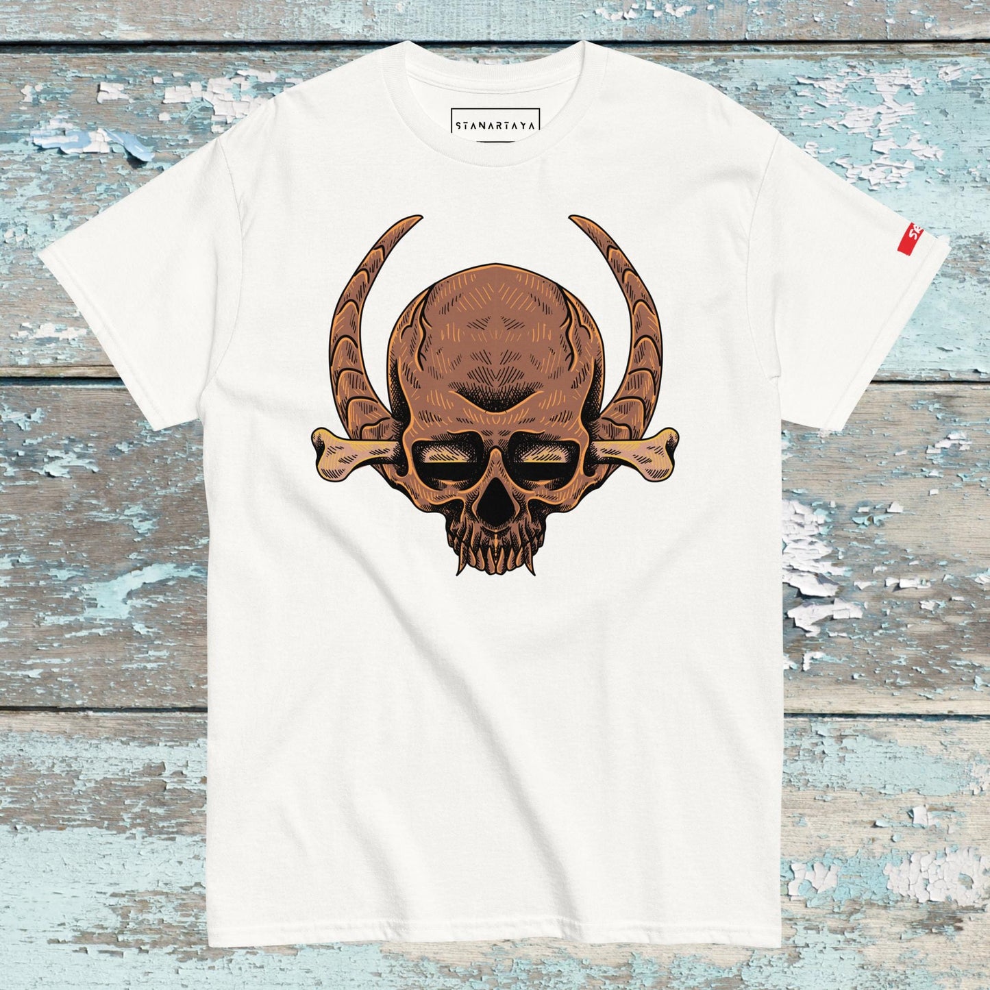 Skull with horn Tee